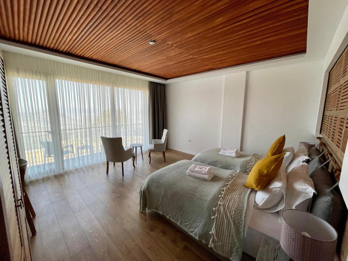 Ephesus Retreat Hotel อิซมีร์ ภายนอก รูปภาพ