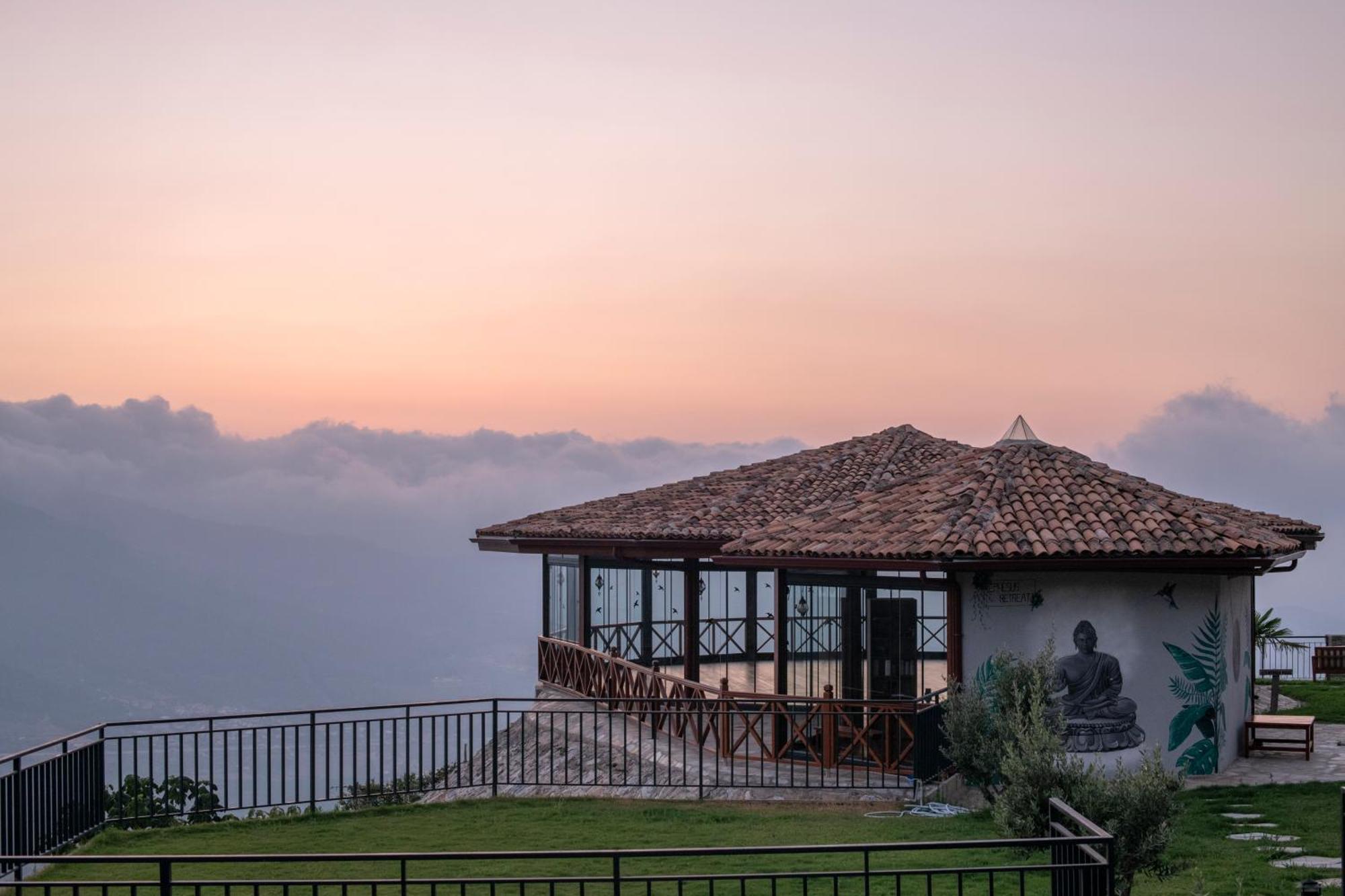 Ephesus Retreat Hotel อิซมีร์ ภายนอก รูปภาพ